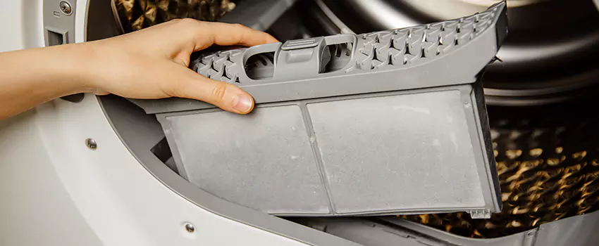 Signs Of A Clogged Dryer Lint Trap in Hanahan, South Carolina